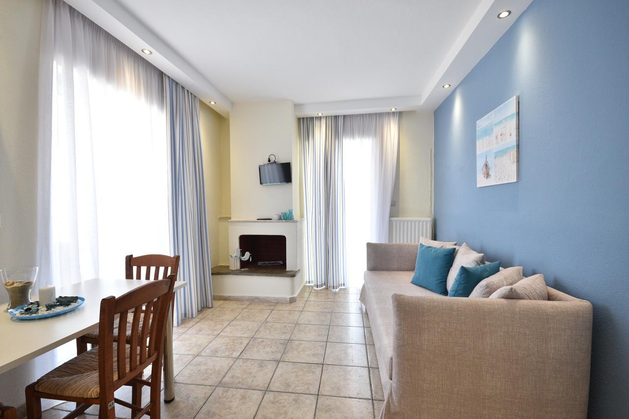 Blue Senses Hotel Sarti Exterior photo